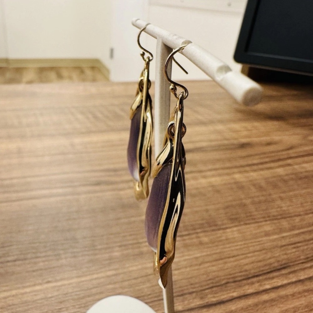 Alexis Bittar Purple Lucite in Gold Tone Setting Teardrop Earrings 2.5” long New - Picture 4 of 8